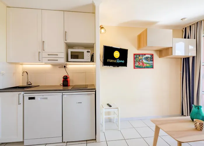 Apartment Le Hameau De Cap Esterel - Maeva - 4 Personnes - Selection Mae-1064