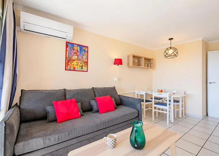 Apartment Le Hameau De Cap Esterel - Maeva - 4 Personnes - Selection Mae-1064 *